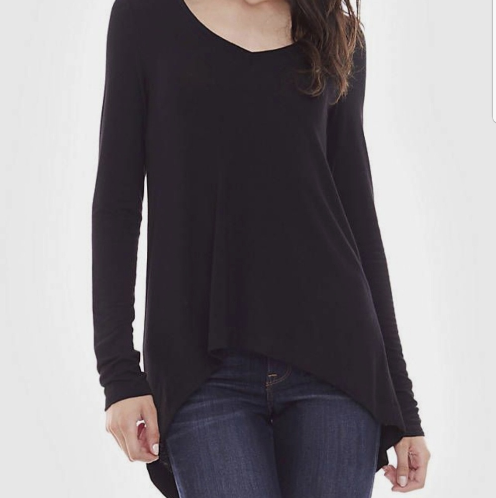 Express one eleven hi lo tee